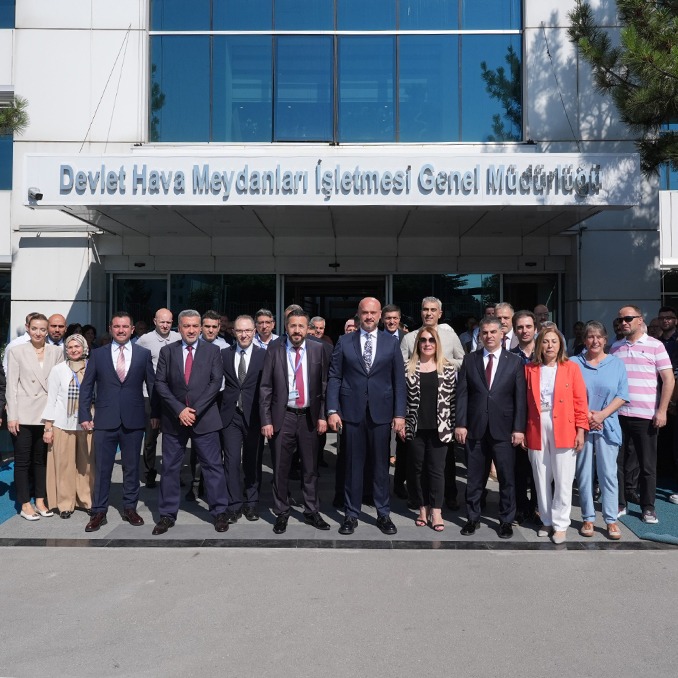 DHMİ PERSONELİNDEN YK BAŞKANI VE GENEL MÜDÜR ENES ÇAKMAK'A TEŞEKKÜR