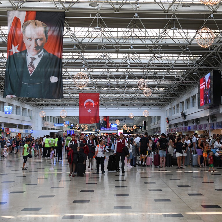 5 AYDA 89 MİLYON YOLCU