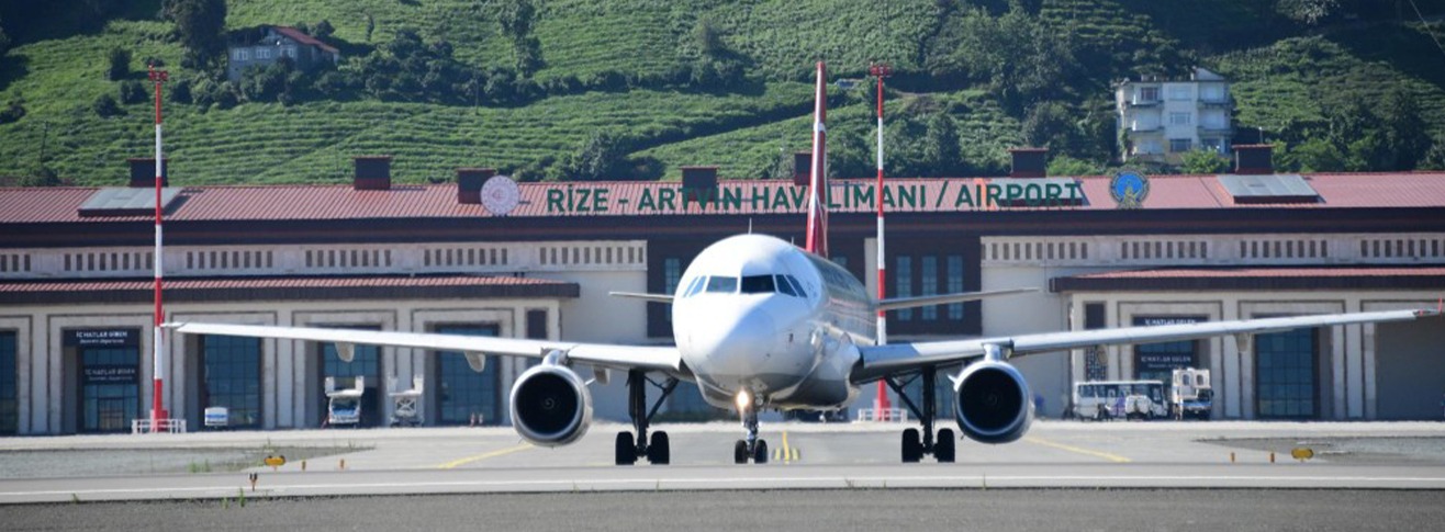 AĞUSTOS AYINDA HER 2 YOLCUDAN BİRİ İSTANBUL’DAKİ HAVALİMANLARINI KULLANDI