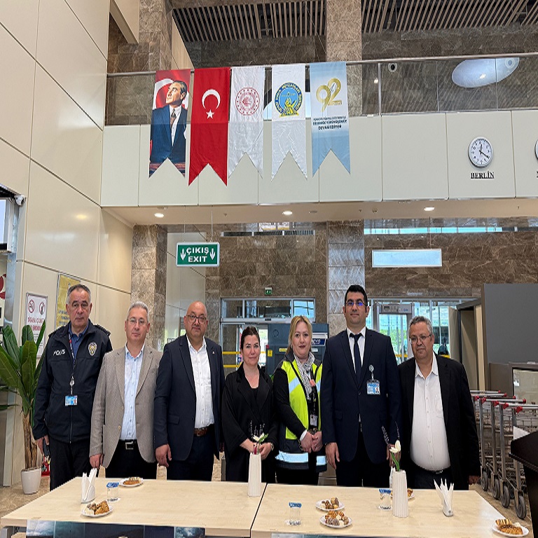 DHMİ'nin 92. Yılı Sinop Havalimanı'nda Kutlandı.