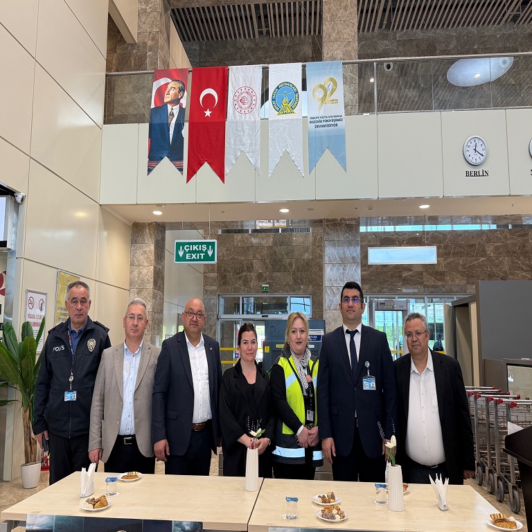 DHMİ'nin 92. Yılı Sinop Havalimanı'nda Kutlandı.