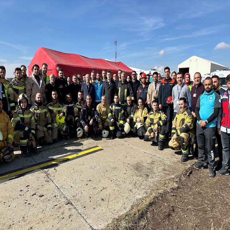 HAVALİMANIMIZDA GENİŞ KATILIMLI ACİL DURUM TATBİKATI DÜZENLENDİ