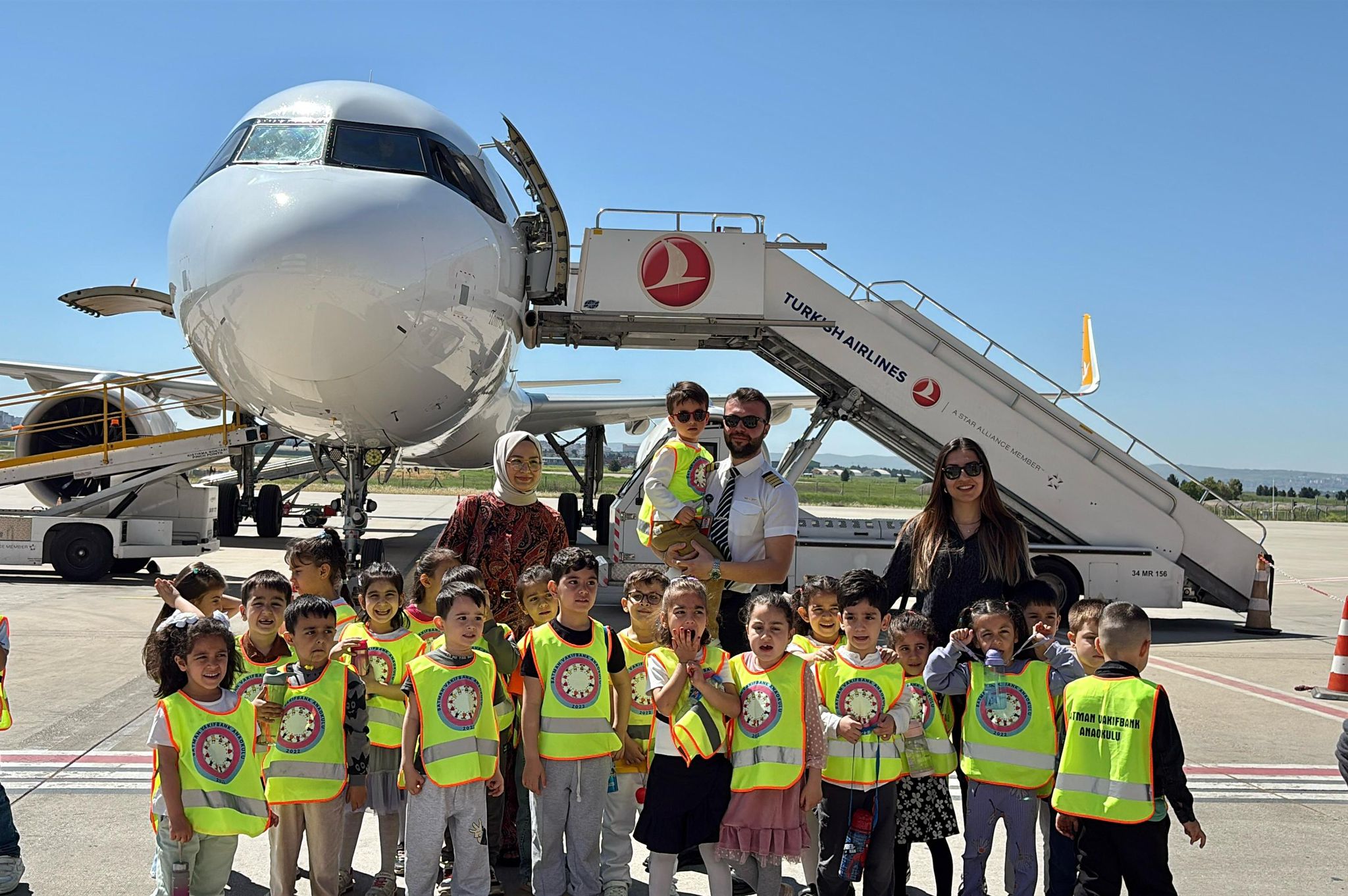 BATMAN HAVALİMANI KAPILARINI MİNİK ÖĞRENCİLERE AÇTI