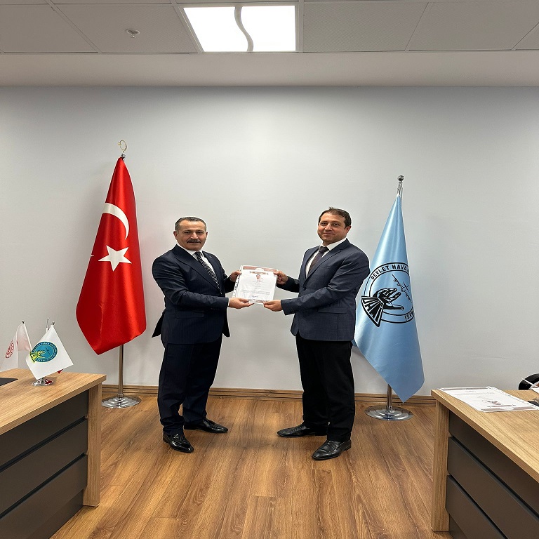 GAZİANTEP HAVALİMANI PERSONELLERİNE VALİLİK TARAFINDAN BAŞARI BELGESİ VERİLDİ