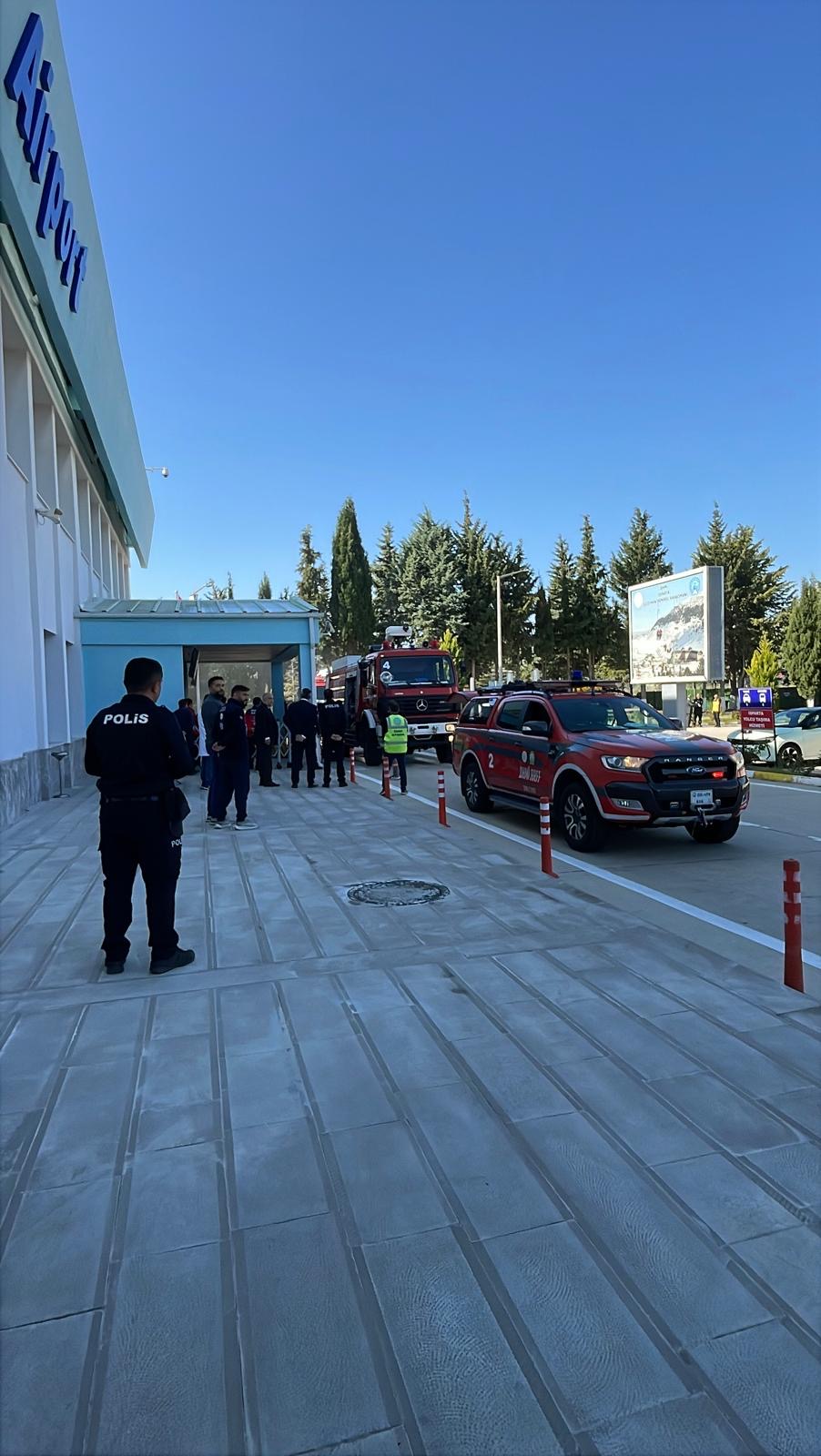 Havalimanımızda Kurum ve Kuruluşlarla Birlikte Acil Durum Tatbikatı Gerçekleştirildi