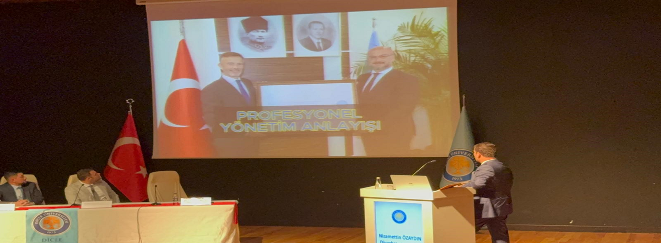 Havalimanı Müdürümüz Nizamettin ÖZAYDIN Dicle Üniversitesinde Düzenlenen "Havacılığın Dünü, Bugünü ve Yarını" Adlı Konferansta Öğretim Üyeleri ve Öğrencilerle Buluştu