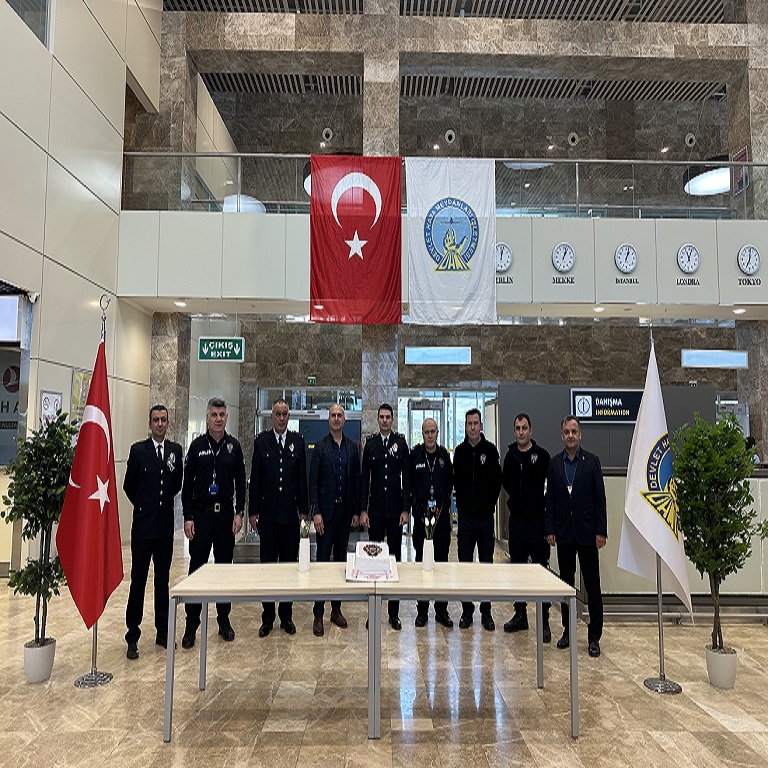 HAVALİMANIMIZDA POLİS TEŞKİLATININ 180. YIL DÖNÜMÜ KUTLANDI.