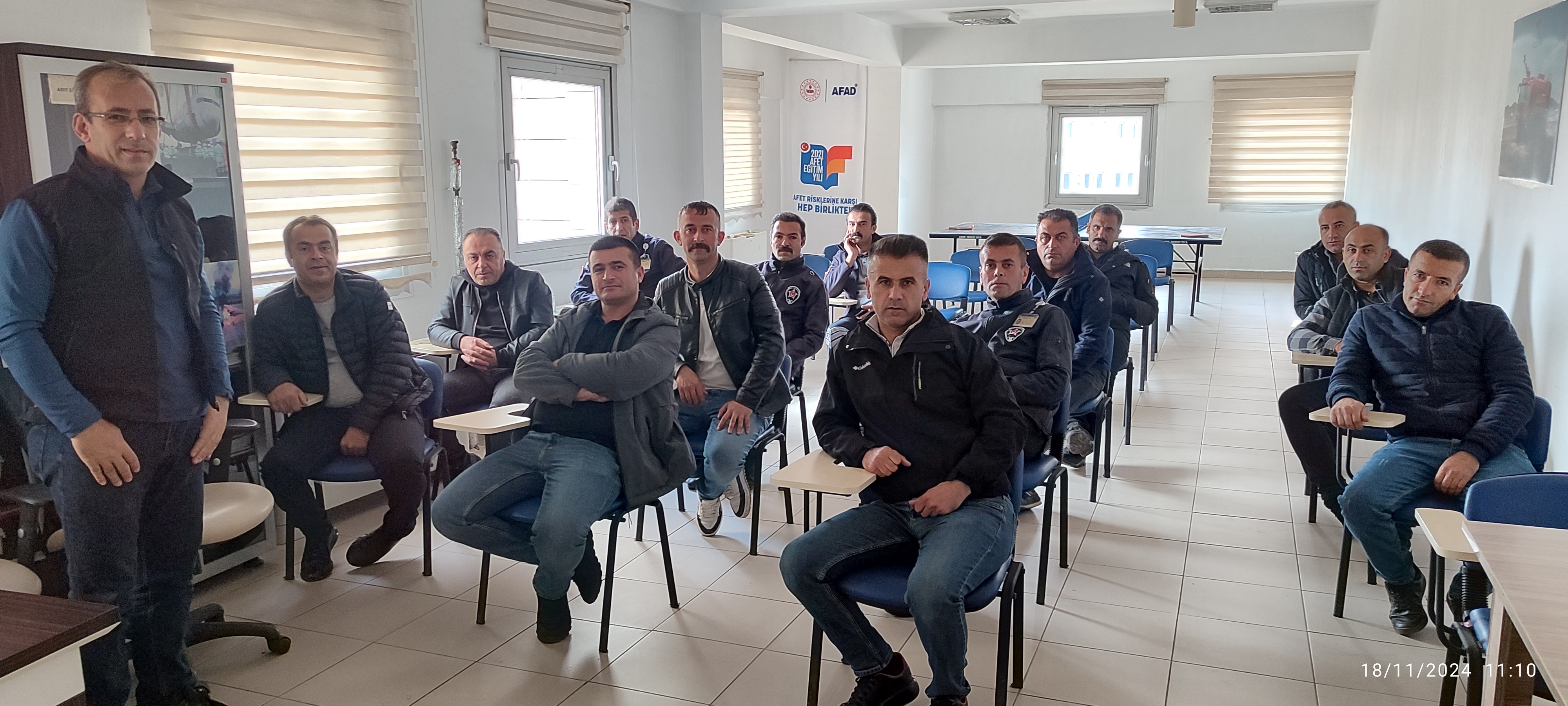 HAKKARİ YÜKSEKOVA SELAHADDİN EYYÜBİ HAVALİMANI MÜDÜRLÜĞÜNDE KURS-11 HAVA KARGO TARAMA EĞİTİMİ (TAZELEME) VERİLDİ