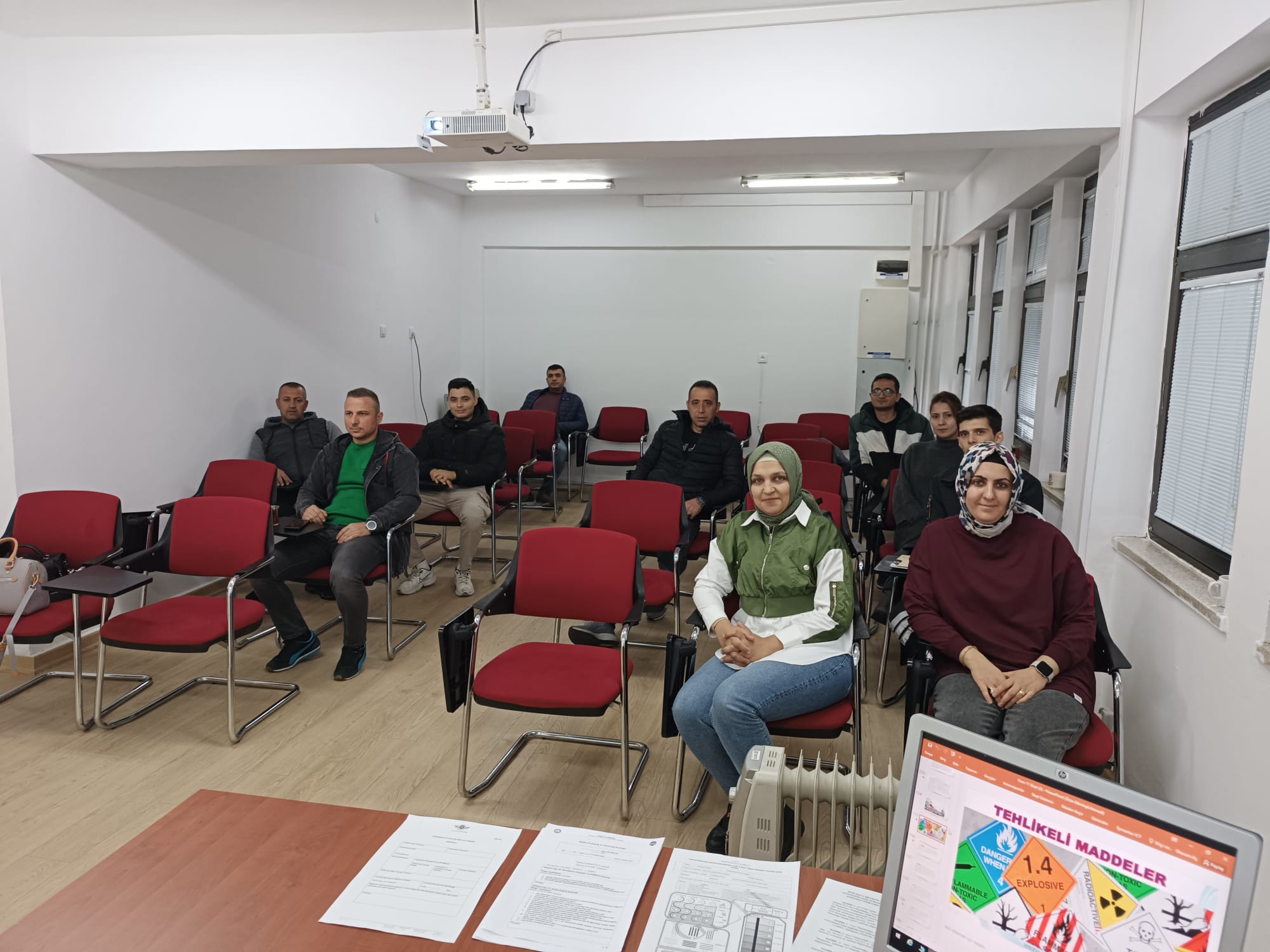 ISPARTA SÜLEYMAN DEMİREL HAVALİMANINDA KURS-11 HAVA KARGO TARAMA TEMEL VE TAZELEME EĞİTİMLERİ BAŞLADI