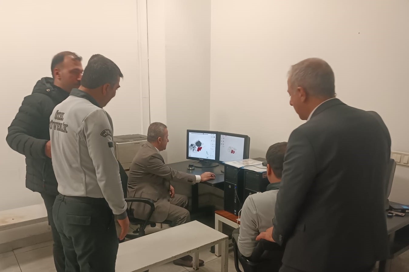 DİYARBAKIR HAVALİMANI MÜDÜRLÜĞÜNDE KURS-3 KONTROL NOKTASI GÜVENLİK UYGULAMALARI EĞİTİMİ (TAZELEME), KURS-17 TEDARİK TARAMA EĞİTİMİ (TAZELEME ) VE KURS-4 UÇAK ALTI BAGAJ TARAMA EĞİTİMİ (TAZELEME) VERİLDİ